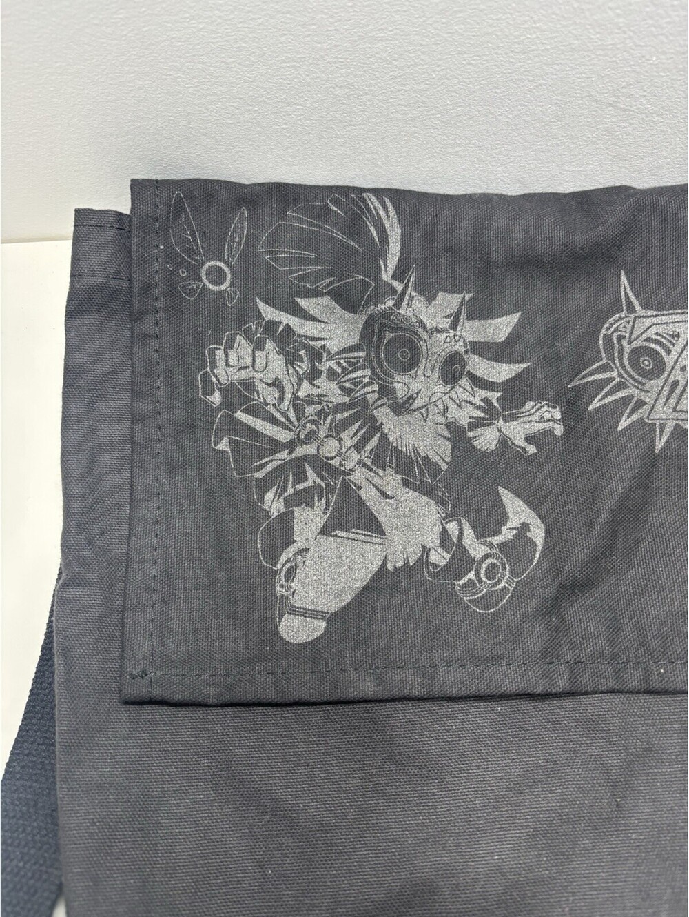 The Legend of Zelda Majora's Mask 3D Club Nintendo Promo Exclusive Bag - Picture 2 of 5